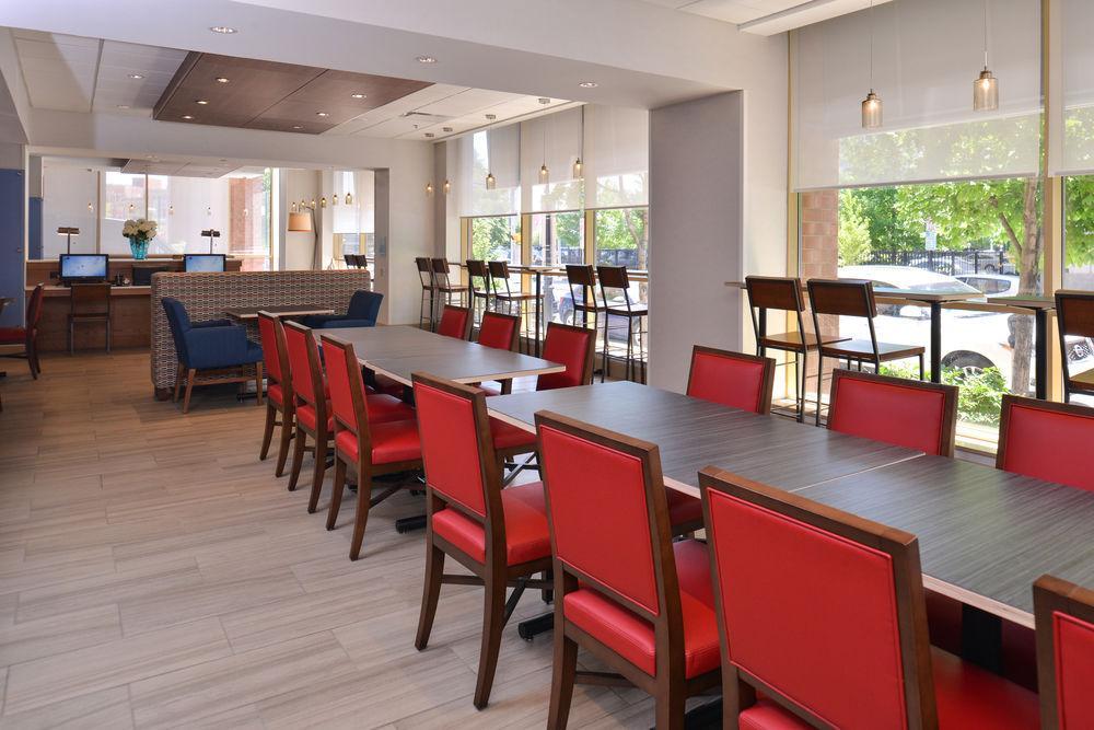Holiday Inn Express & Suites Buffalo Downtown By Ihg Kültér fotó